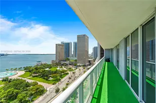 50 Biscayne Blvd, Miami, FL 33132 - Photo 2