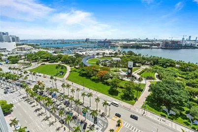 50 Biscayne Blvd #1902, Miami, FL 33132 - Photo 52