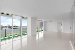 50 Biscayne Blvd, Miami, FL 33132 - Photo 10