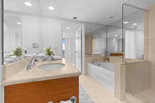 50 Biscayne Blvd, Miami, FL 33132 - Photo 22