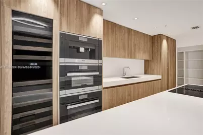 1415 Sunset Harbour Dr #202, Miami Beach, FL 33139 - Photo 12