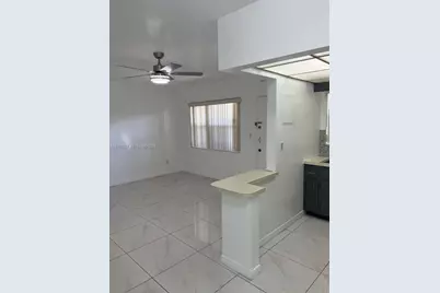 7505 SW 82nd St #322, Miami, FL 33143 - Photo 14