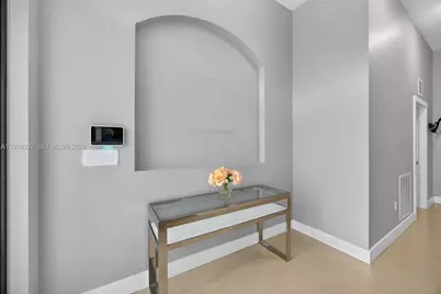 14541 SW 16th St, Miami, FL 33175 - Photo 6