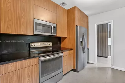 425 NE 114th St #0, Miami, FL 33161 - Photo 12