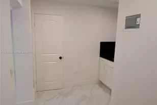 10381 SW 32nd St, Miami, FL 33165 - Photo 22