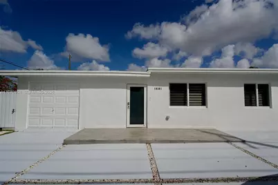 10381 SW 32nd St, Miami, FL 33165 - Photo 1