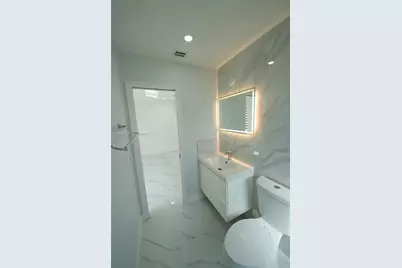 10381 SW 32nd St, Miami, FL 33165 - Photo 16