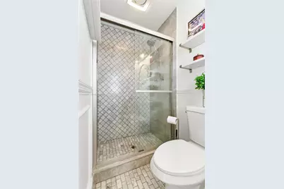 640 NE 115th St, Biscayne Park, FL 33161 - Photo 20