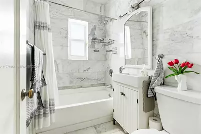 640 NE 115th St, Biscayne Park, FL 33161 - Photo 18