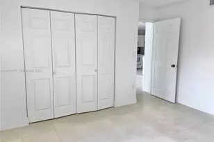2740 W 62nd St, Hialeah, FL 33016 - Photo 14