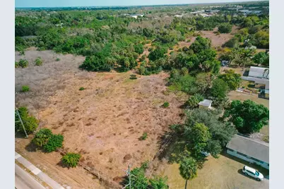 621 Ortiz Ave, Fort Myers, FL 33905 - Photo 14