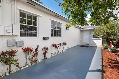 2862 SW 38th Ct, Miami, FL 33134 - Photo 2
