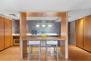 325 S Biscayne Bl, Miami, FL 33131 - Photo 52