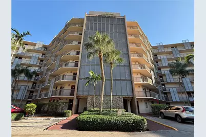 3301 N Country Club Dr #106, Aventura, FL 33180 - Photo 2