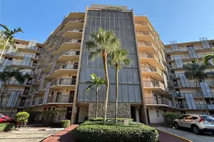 3301 N Country Club Dr, Aventura, FL 33180 - Photo 2