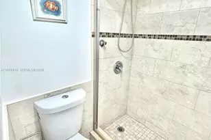 3301 N Country Club Dr, Aventura, FL 33180 - Photo 8