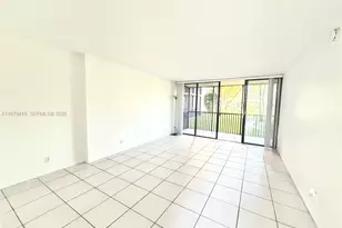 3301 N Country Club Dr, Aventura, FL 33180 - Photo 4