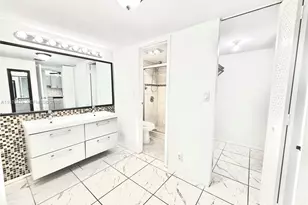 3301 N Country Club Dr, Aventura, FL 33180 - Photo 10