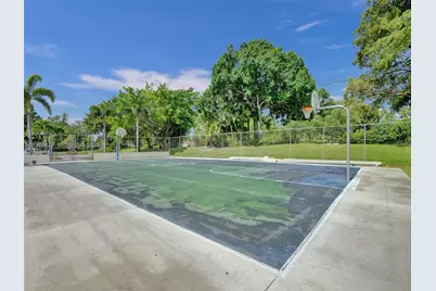 2541 N Carambola Cir N #1832, Coconut Creek, FL 33066 - Photo 56