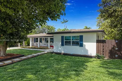 9305 SW 178th Ter, Palmetto Bay, FL 33157 - Photo 2