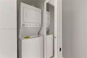 350 S Miami Ave, Miami, FL 33130 - Photo 30