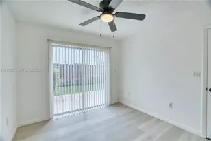 10829 NW 3rd Ct, Pembroke Pines, FL 33026 - Photo 18