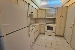 1980 S Ocean Dr, Hallandale Beach, FL 33009 - Photo 8