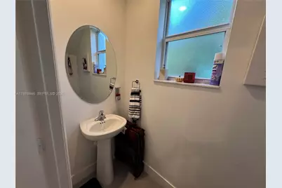 2604 SE 19th St, Homestead, FL 33035 - Photo 8