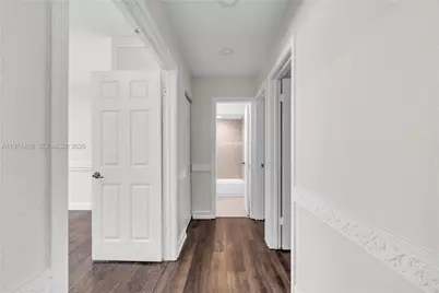 32 Wimbledon Lake Dr #221, Plantation, FL 33324 - Photo 14