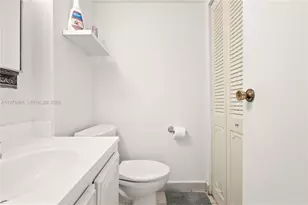 1000 Parkview Dr, Hallandale Beach, FL 33009 - Photo 14