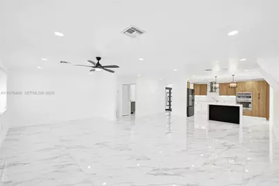 4861 NW 5th St, Plantation, FL 33317 - Photo 16