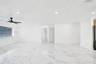 4861 NW 5th St, Plantation, FL 33317 - Photo 12