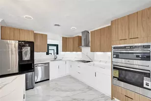 4861 NW 5th St, Plantation, FL 33317 - Photo 24