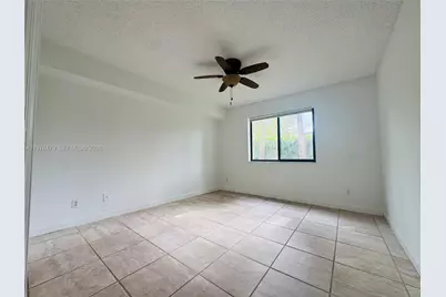 570 S Park Rd #13-6, Hollywood, FL 33021 - Photo 50