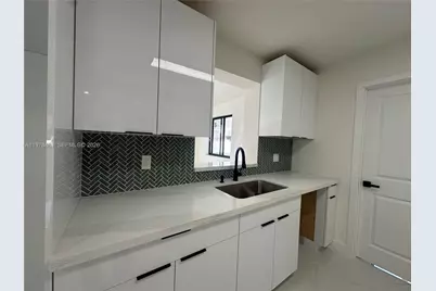 16560 SW 102nd Ct, Miami, FL 33157 - Photo 10