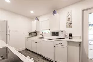 1942 Roseate Ln, Other City - In The State Of Florida, FL 33957 - Photo 14