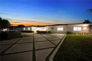 11012 SW 117th St, Miami, FL 33176 - Photo 86