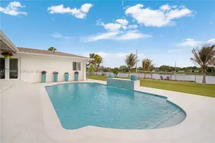 11012 SW 117th St, Miami, FL 33176 - Photo 20