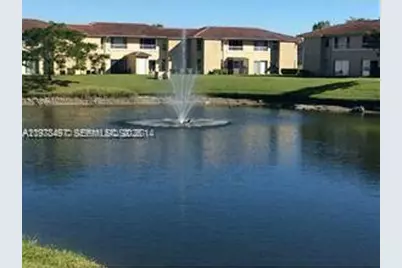 918 Twin Lakes Dr #8-M, Coral Springs, FL 33071 - Photo 2