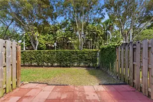 15720 SW 92nd Ave, Palmetto Bay, FL 33157 - Photo 18