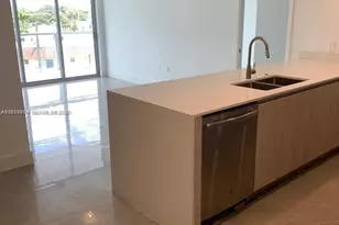 13800 Highland Dr, North Miami Beach, FL 33181 - Photo 6