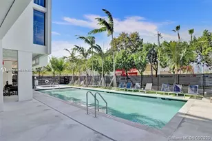 13800 Highland Dr, North Miami Beach, FL 33181 - Photo 14