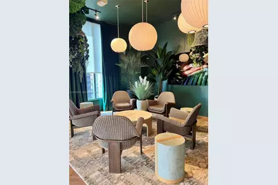 121 NE 5th St #3400, Miami, FL 33132 - Photo 18