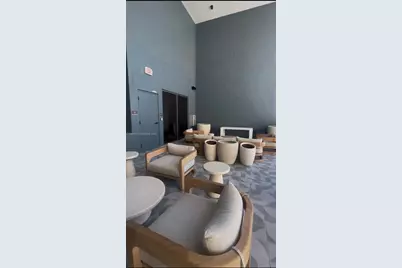 121 NE 5th St #3400, Miami, FL 33132 - Photo 16