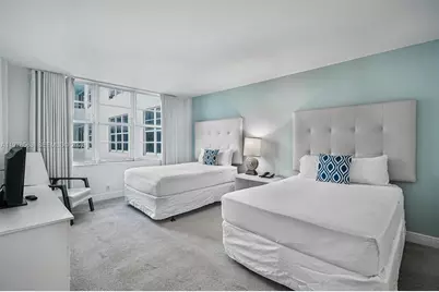 5101 Collins Ave #11M, Miami Beach, FL 33140 - Photo 10