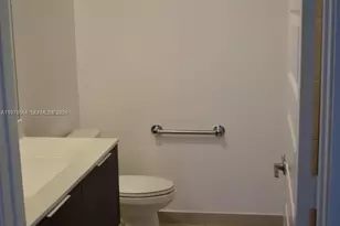 7855 NW 104th Ave, Doral, FL 33178 - Photo 18