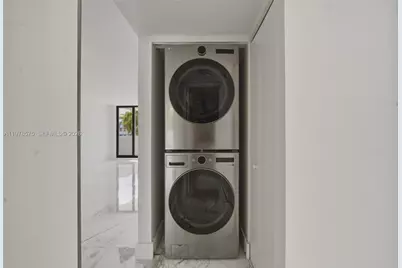 4301 Collins Ave #201, Miami Beach, FL 33140 - Photo 18