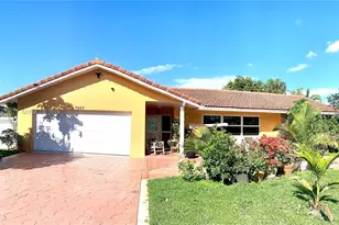 7507 NW 41st St, Coral Springs, FL 33065 - Photo 2