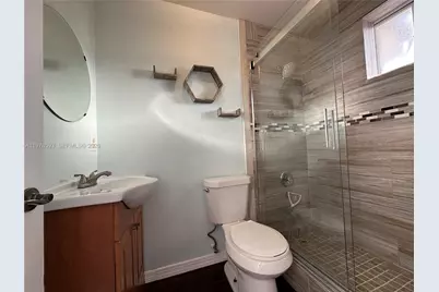 2221 SE 24th Pl #2221, Homestead, FL 33035 - Photo 24