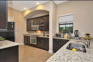 3782 NW 85th Terrace, Cooper City, FL 33024 - Photo 10